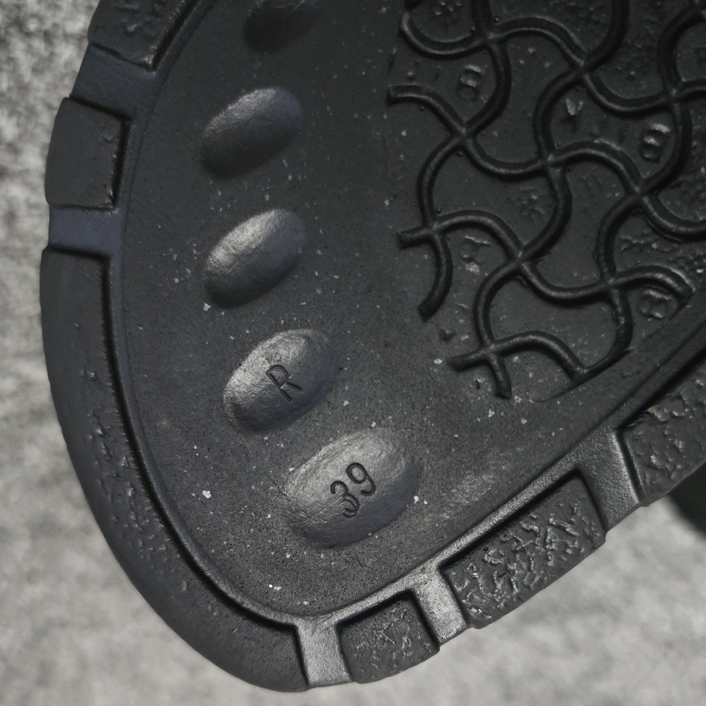 Birkenstock Birki's Pebble Grain Black Sandals - Picture 7 of 8